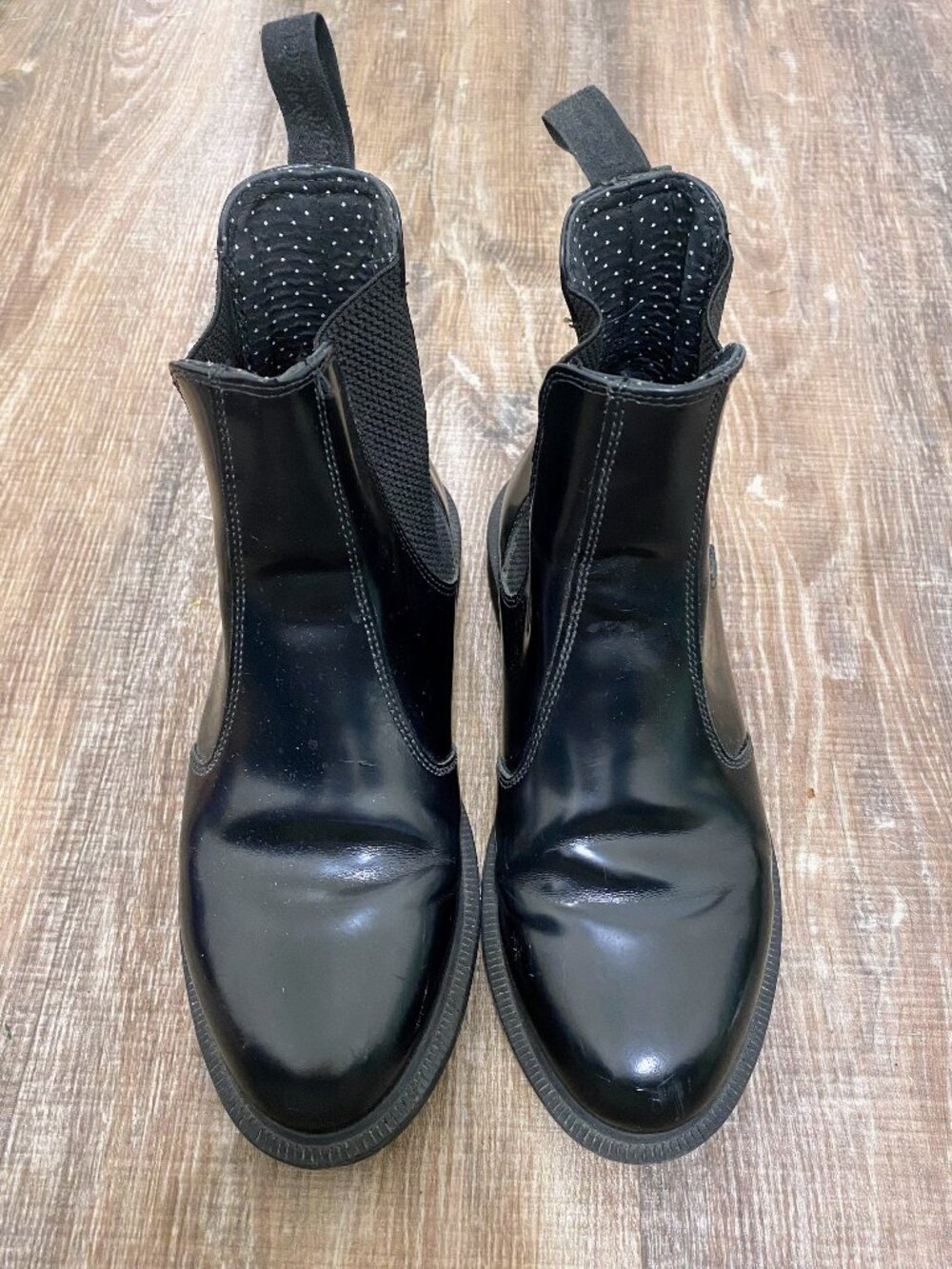 Dr. Martens Flora Chelsea Boot / 100% Leather / Size 8